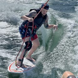 Wakesurfing